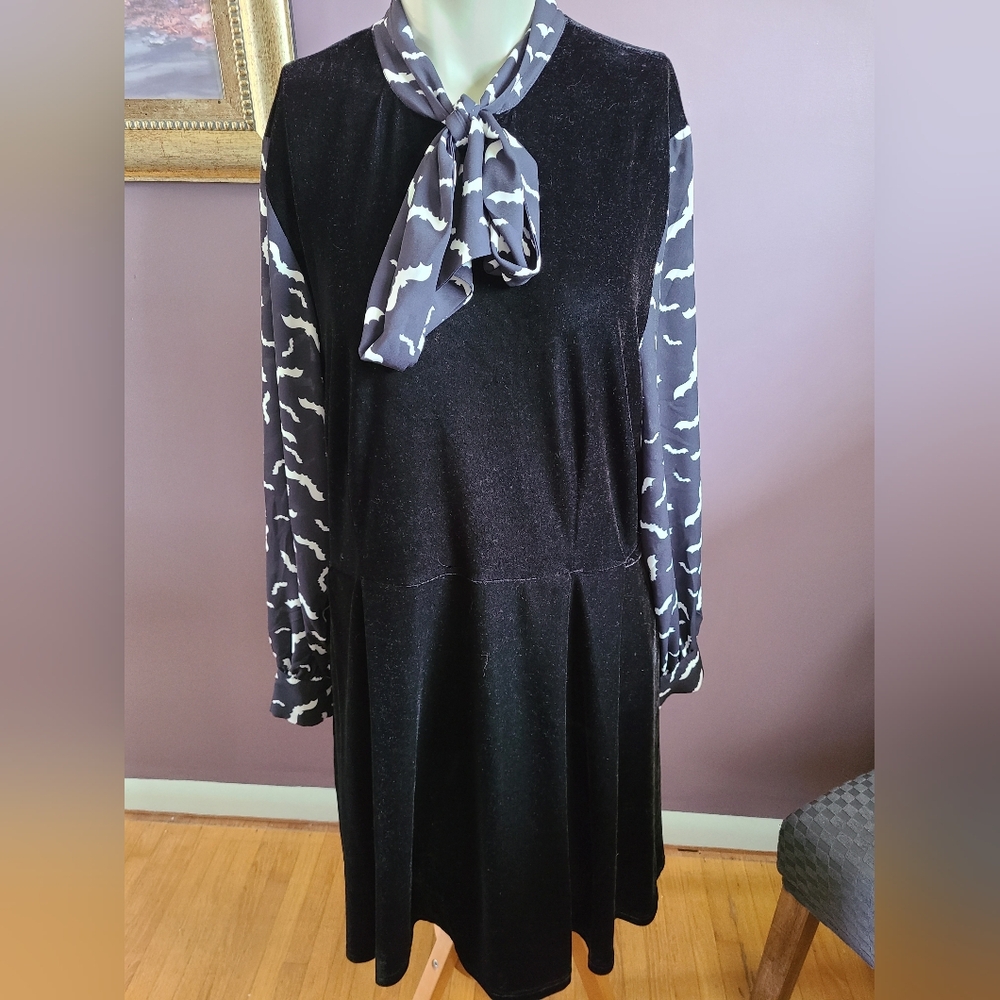 Black Velvet Long-Sleeve Dress with Patterned Sleeves